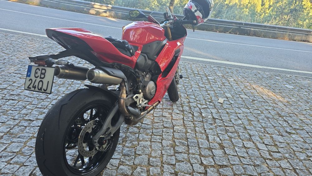 Ducati panigale v2s