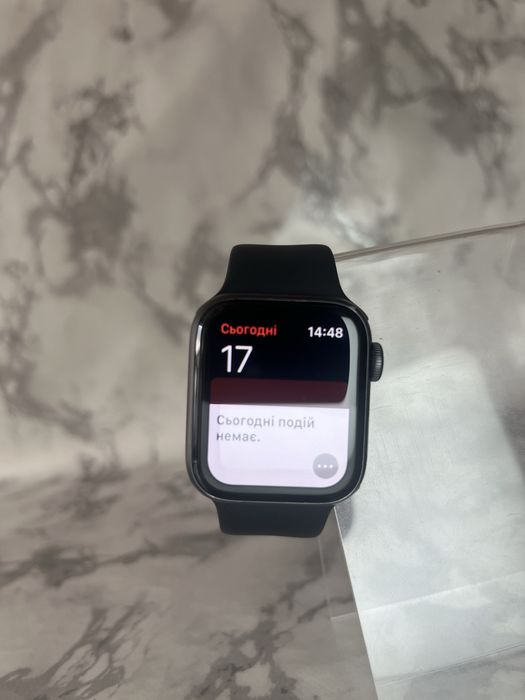 Apple Watch Se 40 mm GPS 92% АКУМ чорні стан хороший епл вотч се 40 мм