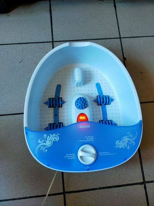 Masażer do stóp  z bąbelkami MPM 70 W