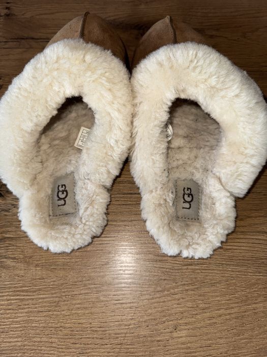 Klapki UGG Kapcie zamszowe Scuffette II