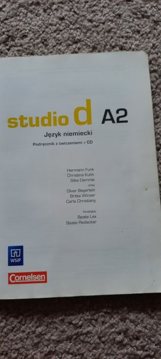 Podręcznik z ćwiczeniami niemiecki Studio d A2