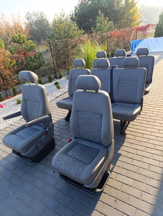 Komplet foteli siedzeń VW t5 t6 Caravelle 8 miejsc siedzenia kanapa OX