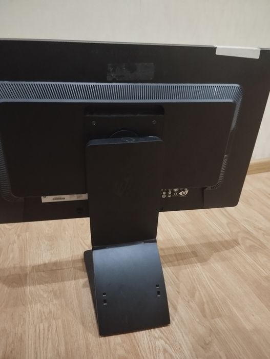 Монітор модель HP z23i