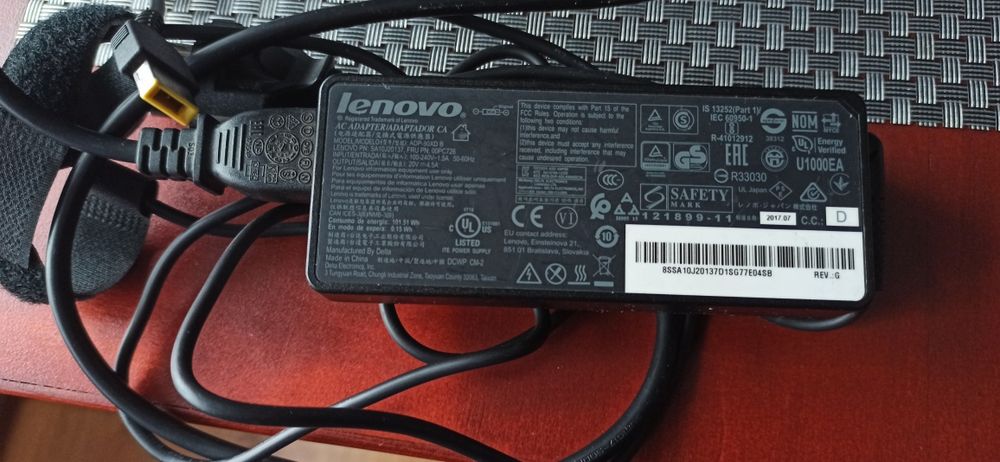 Zasilacz do laptopa Lenovo, mocny 90 W