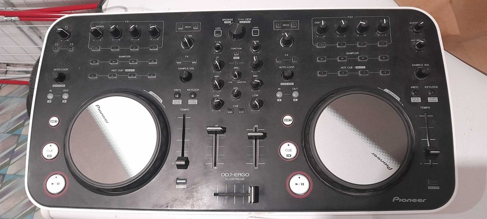 Pioneer DDJ-ERGO-V Digital DJ Controller Good GP