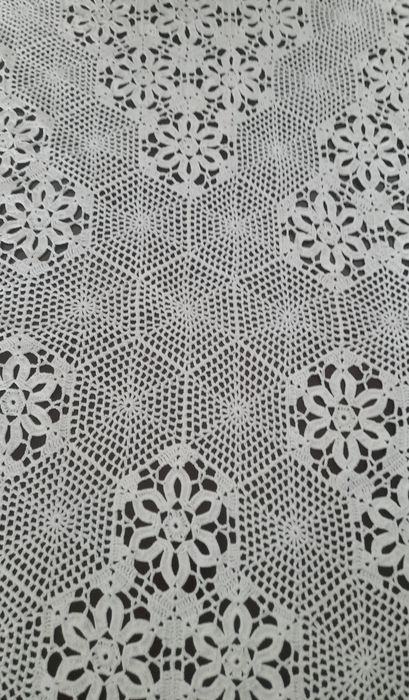 Toalha de mesa em crochê