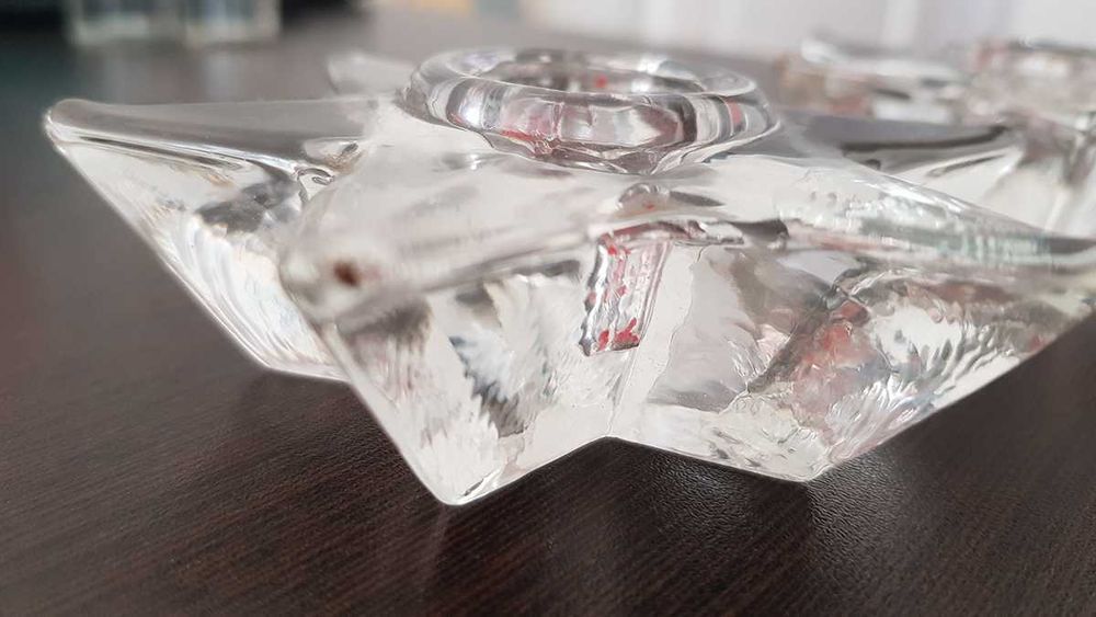 par de estrelas de 6 pontas em vidro translúcido para velas