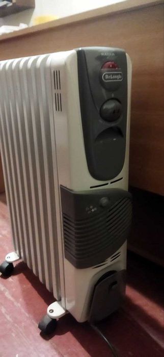 Олійний радіатор Elenberg HOF28F-11 13 ребер 2500 Вт, побутовий