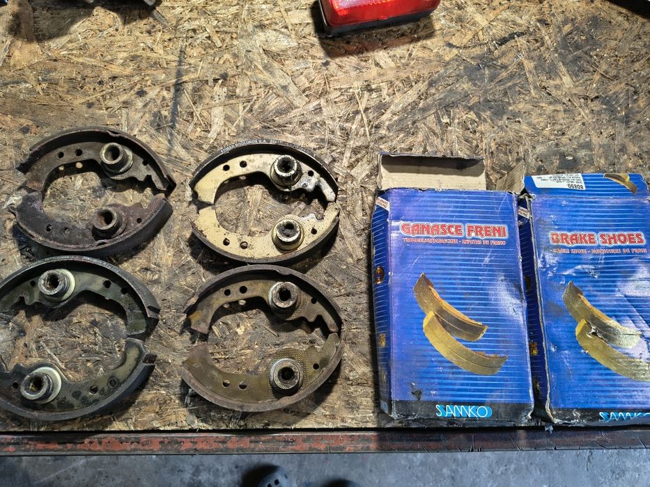 Nowe oryginalne szczęki hamulcowe Fiat 126p Maluch FL ST EL