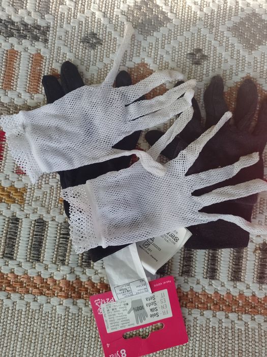 Рукавички  з сіточкою в ідеальному стані для старовинного образу