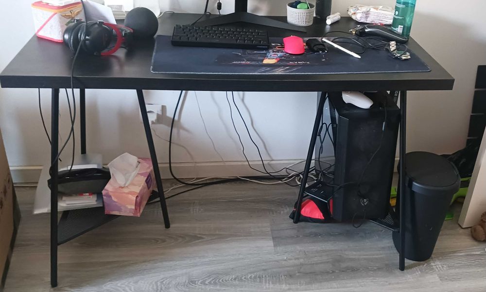 Secretária para computador
