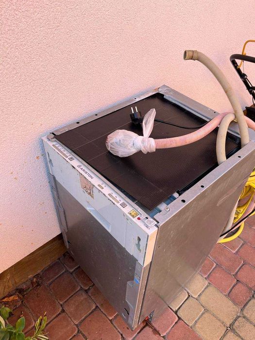 Посудомийна машина LI 480 A на запчастини