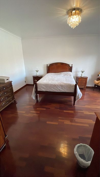 Aluga-se quarto de moradia no Feijó