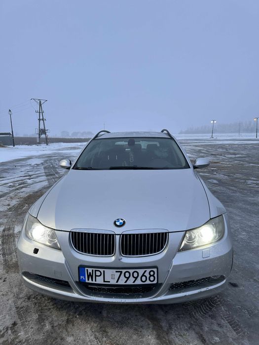 Bmw e91 2,5i.  218 koni