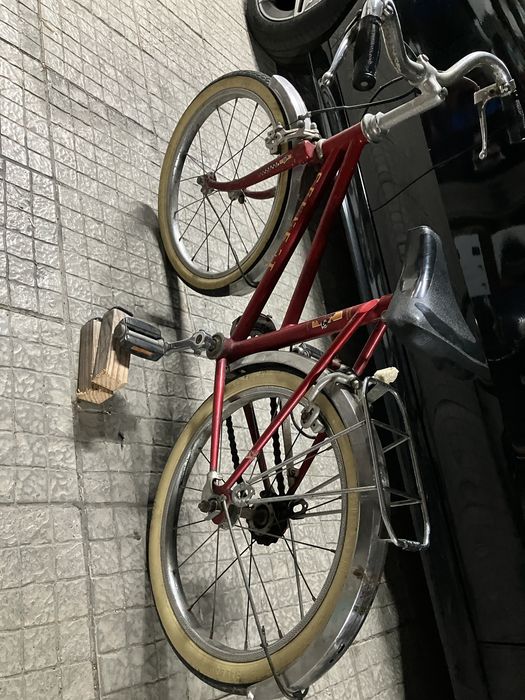 Bicicleta vintage crianca peugeot