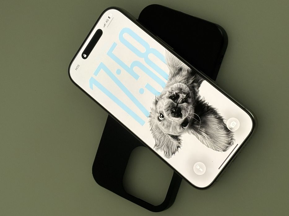 Iphone 16 pro + dinheiro = 17 pro 256GB