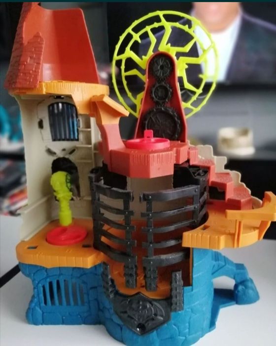 Sprzedam zamek do zabawy