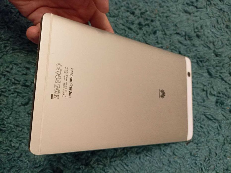 Планшет Huawei MediaPad m3