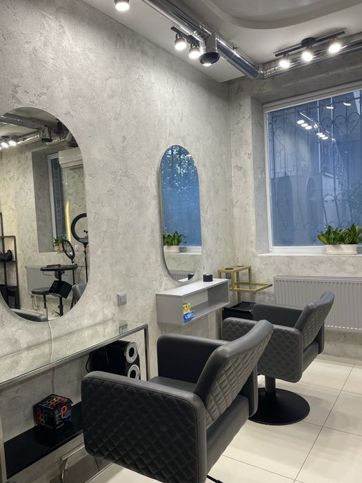 Оренда місця перукаря в центрі міста. Печерськ