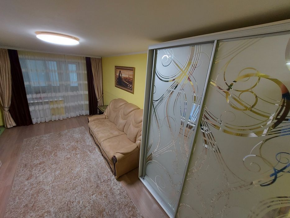 Здам  2-ю кв-ру Центр , Обл. лікарня Дендропарк)