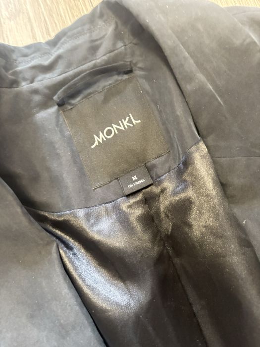 Тренч плащ пальто жіноче Monki розмір М чорний колір
