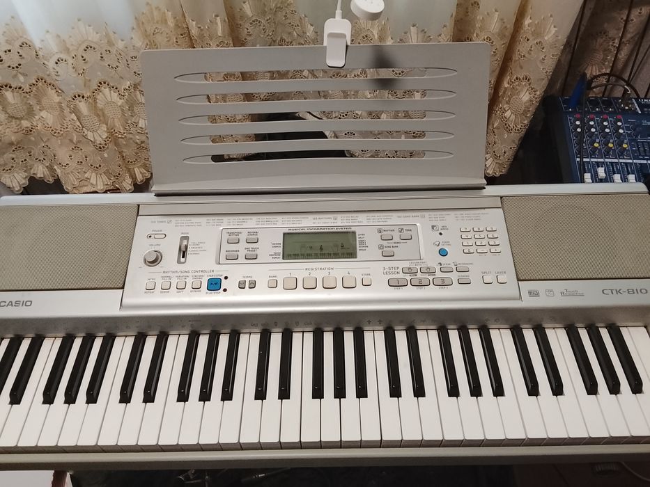 Музичні інструменти