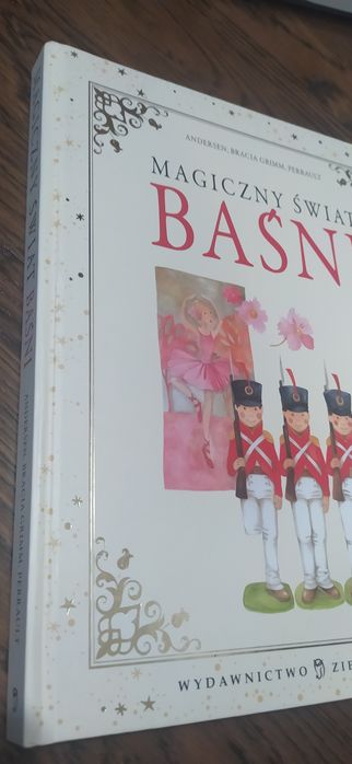 Który Przedmiot W Baśni Braci Grimmów Jest Magiczny