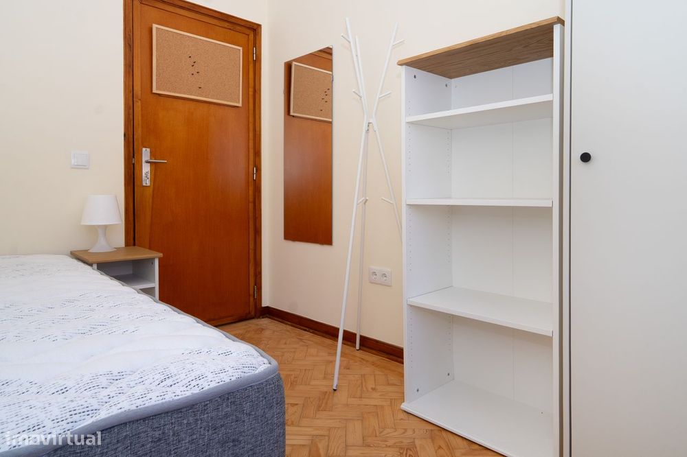 Quarto estudante universitária - rua António José de Almeida, Coimbra