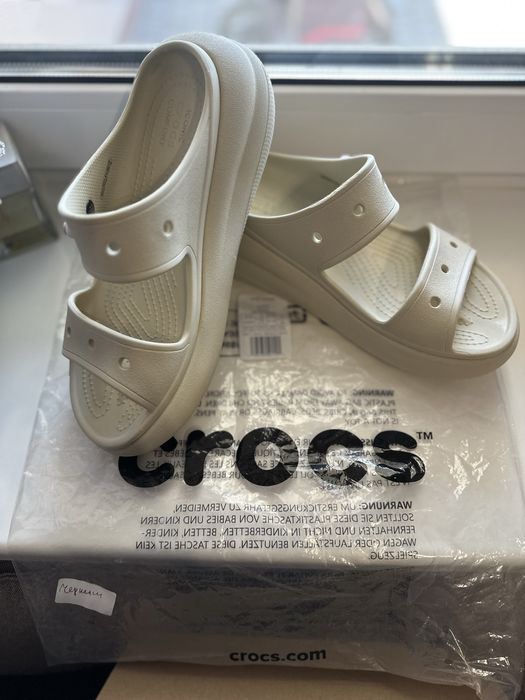 Crocs 25cm M7 W9