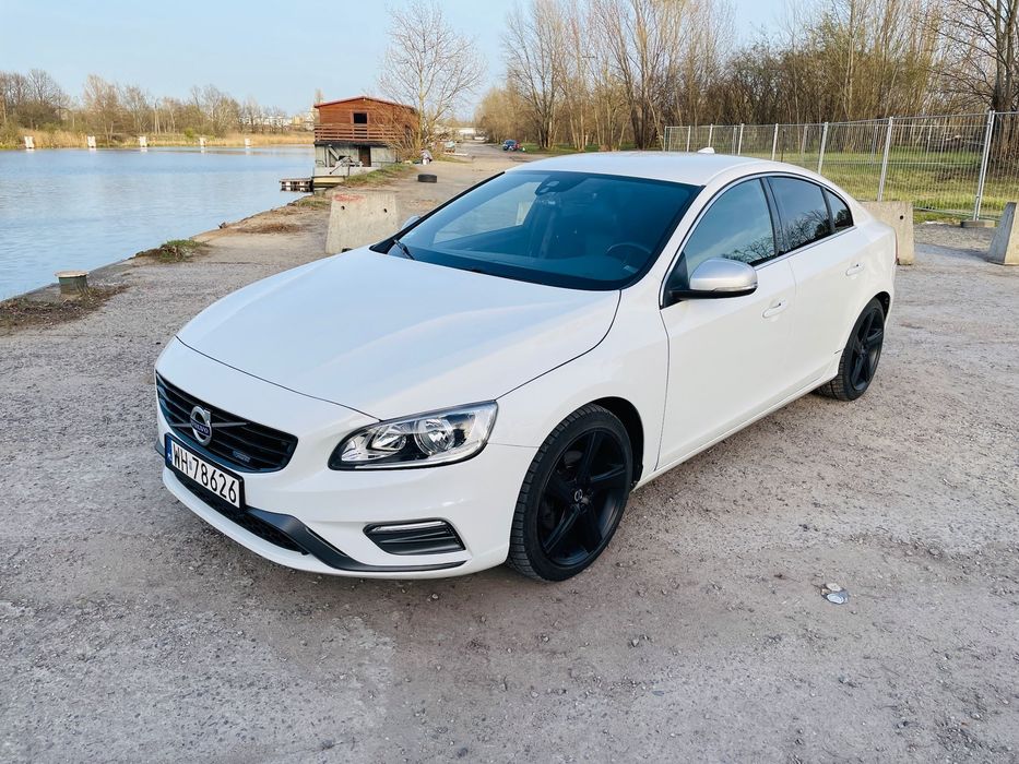 Volvo S60 Volvo S60 2.0 D3 R-Design | Automat | 2015 | 109 000 km |