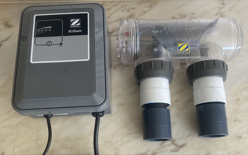 Clorador salino zodiac pronto a instalar