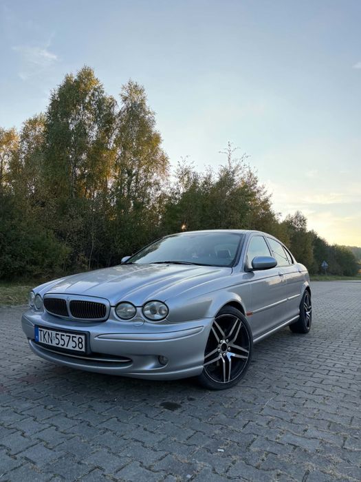 Jaguar X-Type