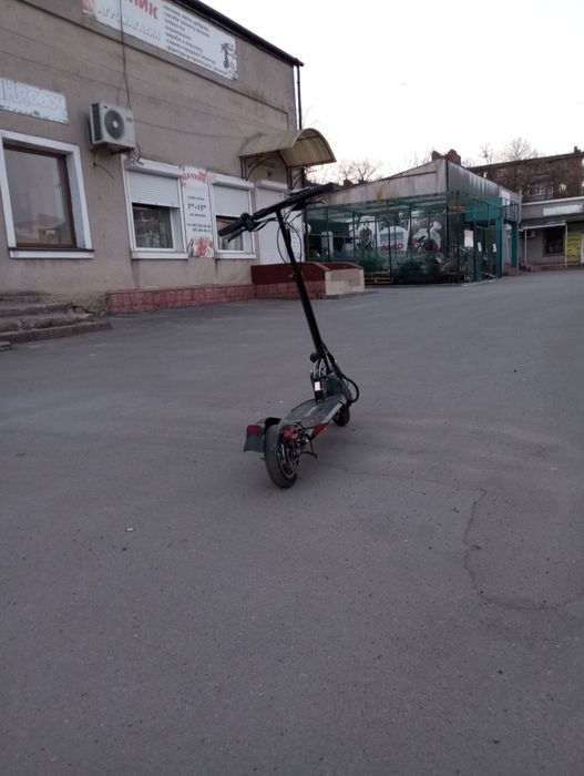 Продам електро самокат Kugoo m4 pro