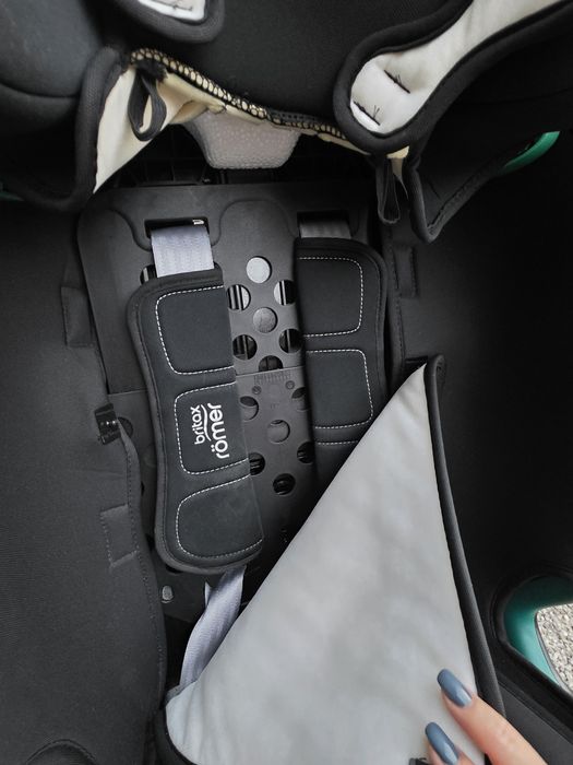 Cadeira Auto Britax Romer Advansafix