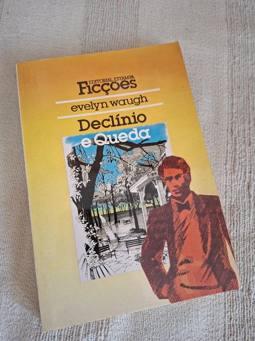 Romance Declínio e Queda de Evelyn Waugh