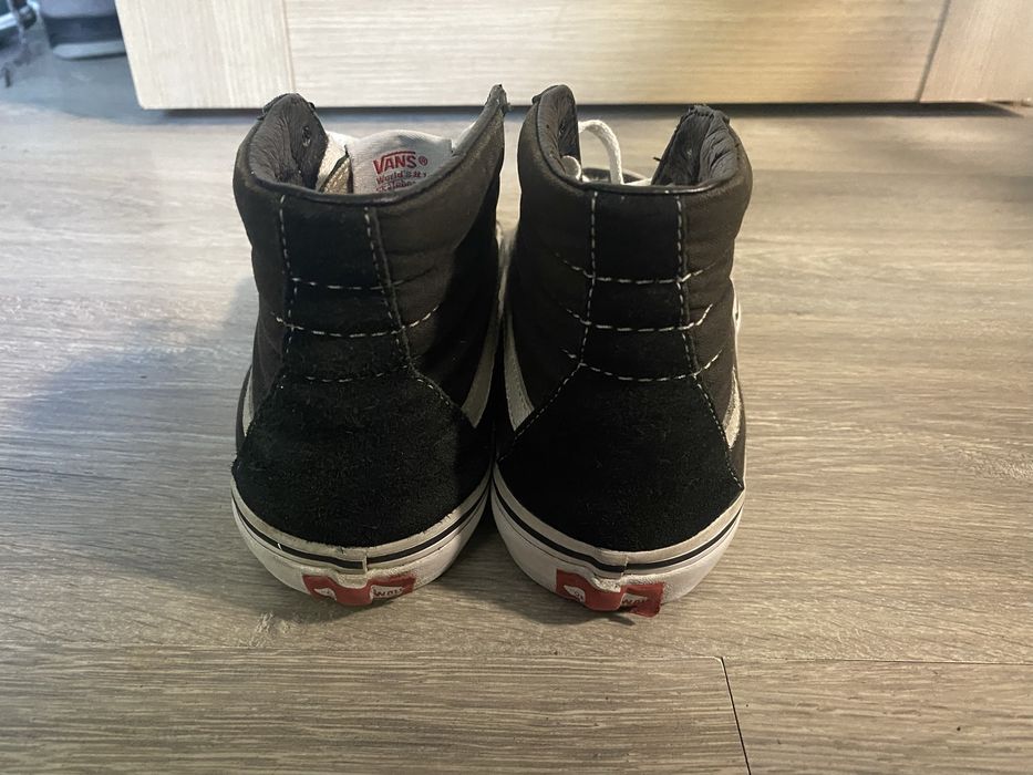 Vans Sk8-Hi Shoe Black White 39 розмір