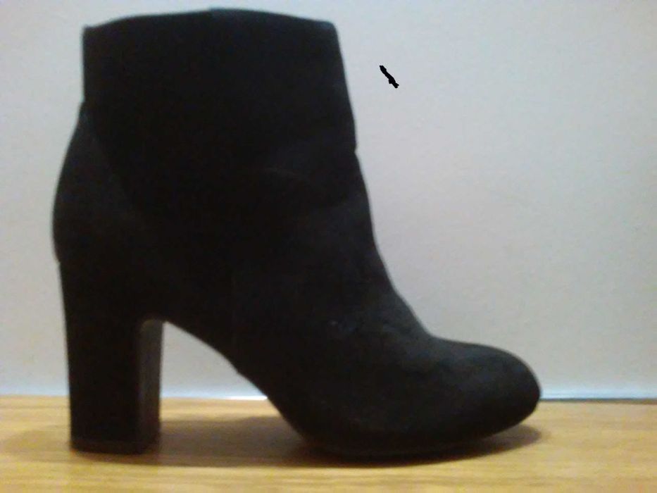 buty botki wiosenne F&F na słupku roz. 39