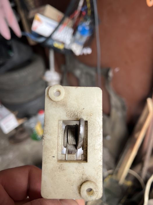 Ручка внутренняя двери Ваз2106.