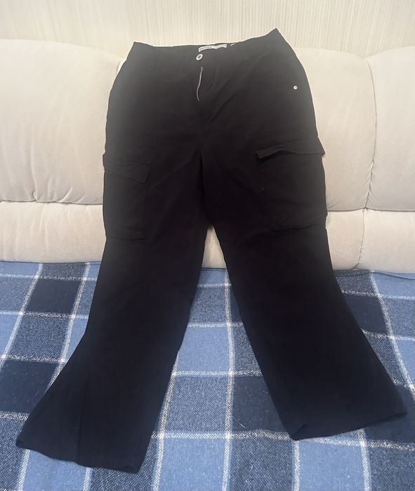 Джинси Bershka жіночі