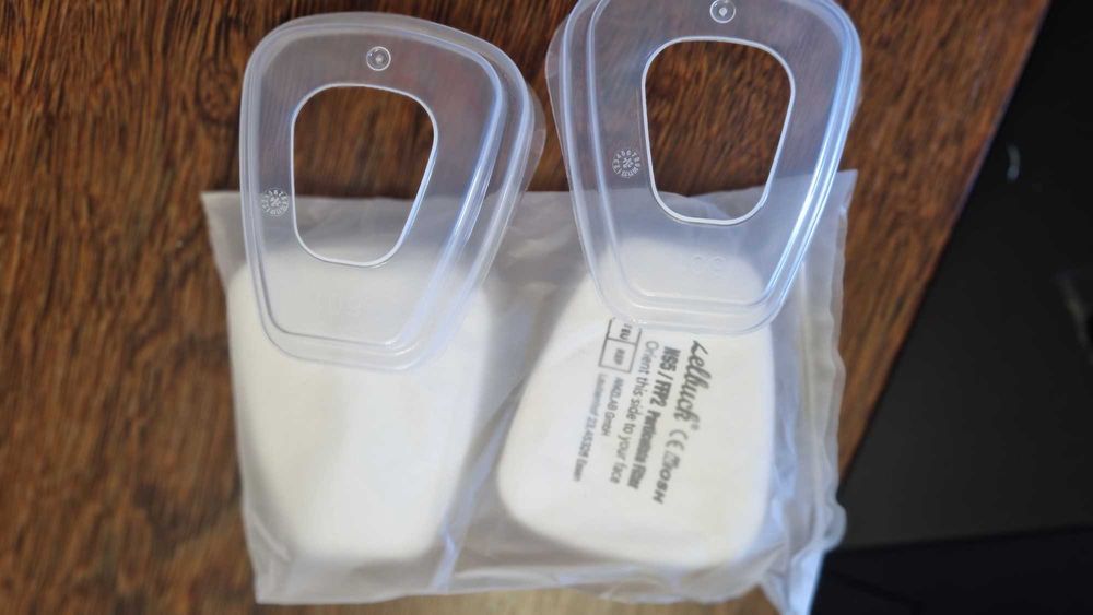 Máscara respiratória profissional com filtros