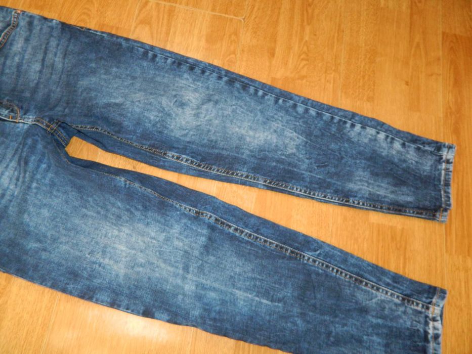 Reserved spodnie jeansowe roz 36
