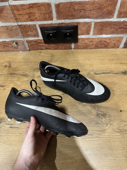 Korki Nike Bravata