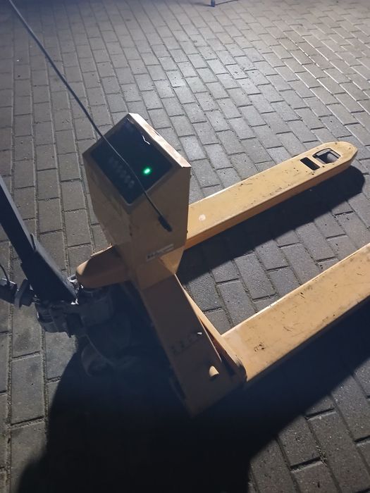 Balança de pesagem até 2 toneladas  num porta paletes