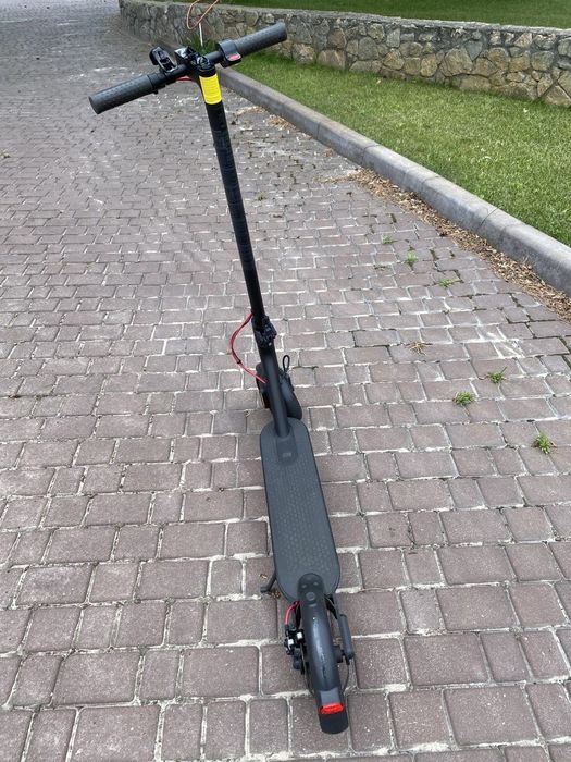 Электросамокат Mi Electric Scooter Pro 2