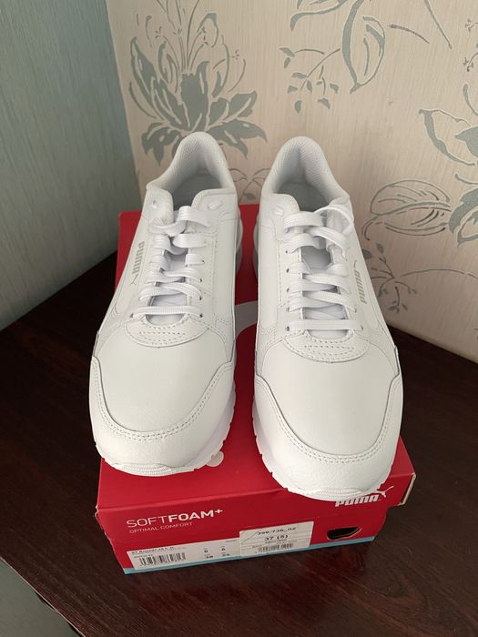 Кросівки Puma ST Runner v4