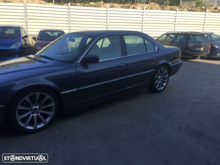 BMW 730 D DE 2000 PARA PEÇAS (EXTRAS ALPINA)