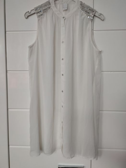 Piękna elegancka cieniutka biała bluzka koszulowa rozmiar S Vila overs
