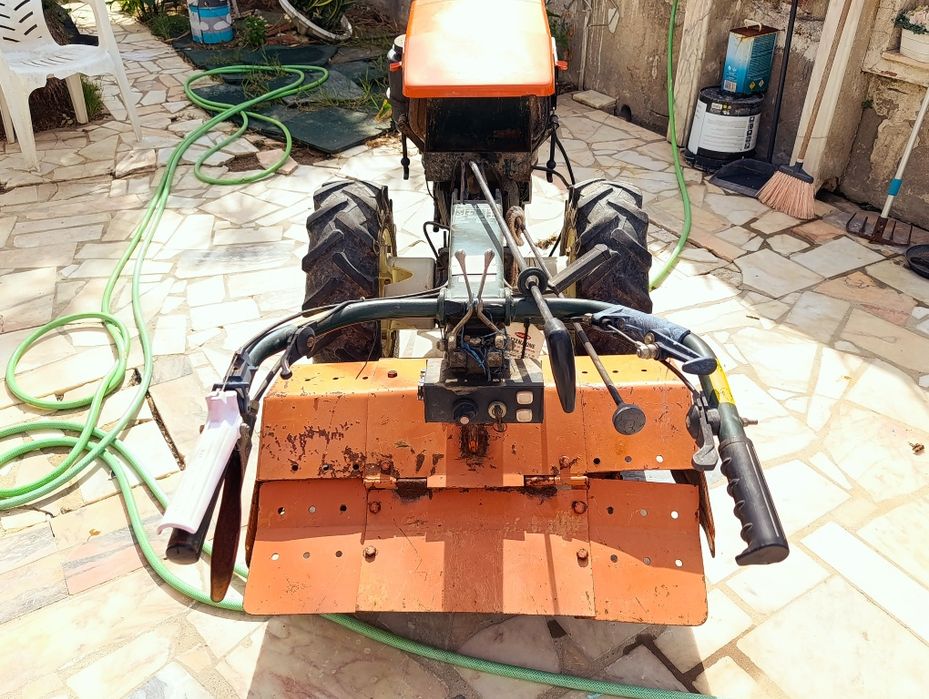 Motocultivador agricultura