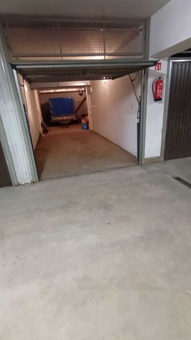 Wynajmę garaż pod blokiem Sikorskiego 6 - Widok 2