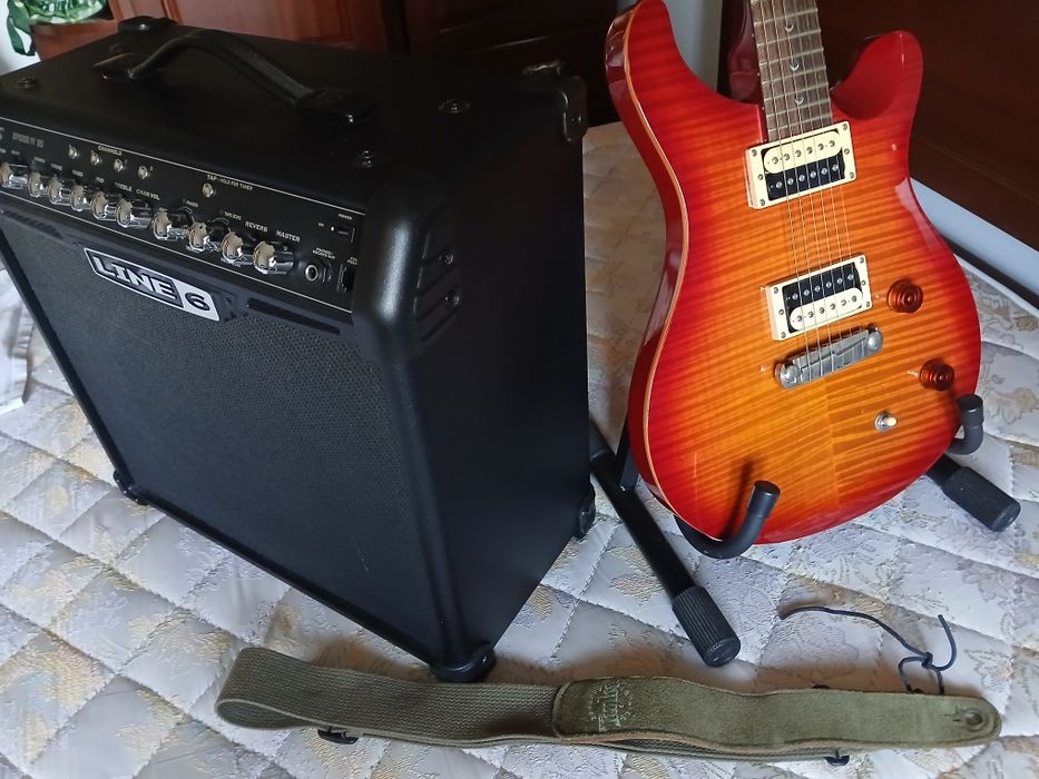 Guitarra PRS SE Custom+ amplificador Line 6  30 Watts